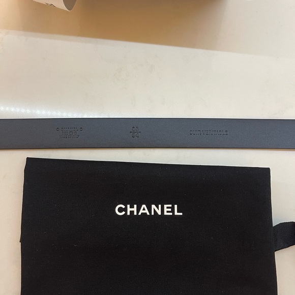 Chanel Belt B22 black and light gold buckle B22 collection - Picture 6 of 8